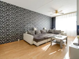 Prodej bytu 3+1, Praha - Černý Most, Vybíralova, 77 m2