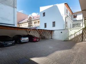 Pronájem bytu 2+kk, Praha - Karlín, Sokolovská, 62 m2