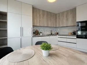 Pronájem bytu 3+kk, Praha - Hlubočepy, Baarové, 82 m2