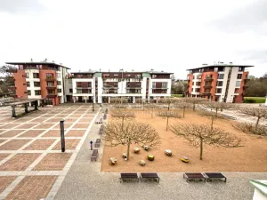 Pronájem bytu 2+kk, Dolní Břežany, Náměstí Na Sádkách, 58 m2