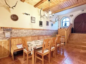 Prodej rodinného domu, Strachotín, Sklepní, 285 m2