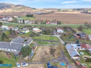 Prodej pozemku pro bydlení, Linhartice, 748 m2