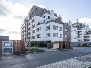 Pronájem bytu 2+kk, Praha - Dolní Měcholupy, Honzíkova, 60 m2