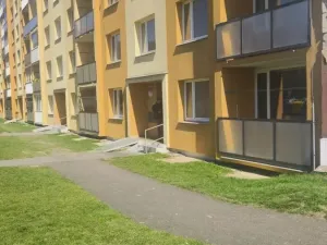 Pronájem bytu 1+1, Chomutov, 17. listopadu, 35 m2
