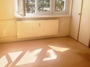 Pronájem bytu 1+1, Chomutov, Školní pěšina, 35 m2