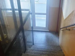 Pronájem bytu 1+1, Chomutov, Školní pěšina, 35 m2