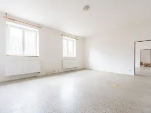 Prodej výrobních prostor, Žarošice, 2250 m2