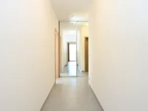 Pronájem bytu 2+kk, Praha - Liboc, Evropská, 54 m2