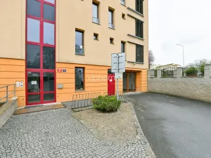 Pronájem bytu 1+1, Praha - Bubeneč, Mlýnská, 36 m2