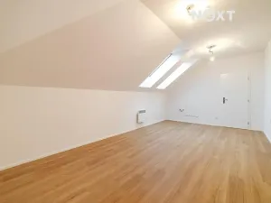 Prodej bytu 1+kk, Praha - Zbraslav, Elišky Přemyslovny, 30 m2