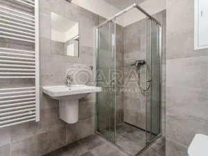 Prodej bytu 2+kk, Praha - Hlubočepy, Ke Smíchovu, 47 m2