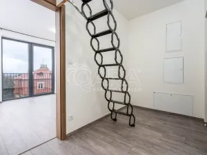 Prodej bytu 2+kk, Praha - Hlubočepy, Ke Smíchovu, 47 m2