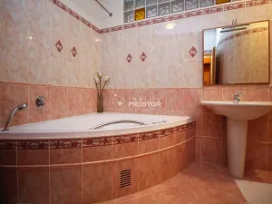 Pronájem bytu 3+kk, Praha - Žižkov, Pod kapličkou, 85 m2