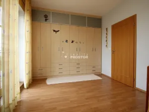 Pronájem bytu 3+kk, Praha - Žižkov, Pod kapličkou, 85 m2