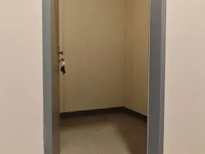 Pronájem bytu 1+kk, Praha - Vysočany, Poděbradská, 35 m2