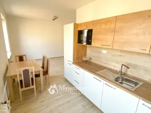 Pronájem bytu 2+kk, Znojmo, Smetanova, 51 m2