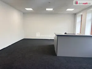 Pronájem kanceláře, Břeclav, náměstí T. G. Masaryka, 39 m2