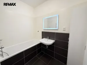 Pronájem bytu 3+kk, Praha - Vysočany, Čerpadlová, 88 m2