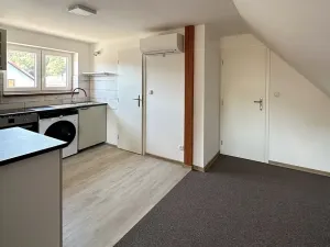 Pronájem bytu 1+kk, Humpolec, 38 m2