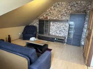 Pronájem bytu 1+1, Líně, U Mateřské školy, 58 m2