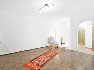 Pronájem bytu 3+1, Praha - Hlubočepy, Lamačova, 69 m2