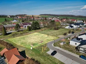 Prodej pozemku pro bydlení, Hradčany, 1376 m2