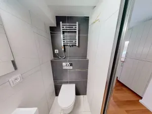 Prodej bytu 1+kk, Praha, Nad Kajetánkou, 17 m2