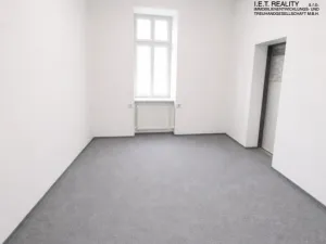 Pronájem kanceláře, Ostrava, Macharova, 100 m2