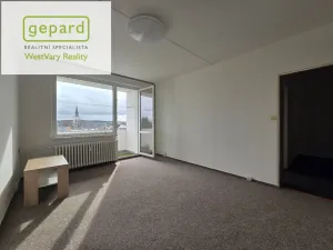 Prodej bytu 2+1, Hroznětín, Sídliště, 64 m2