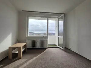 Prodej bytu 2+1, Hroznětín, Sídliště, 64 m2