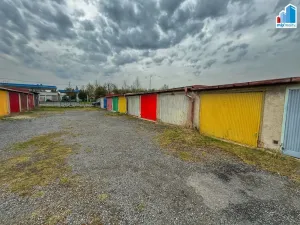 Pronájem garáže, Plzeň, Skladová, 18 m2