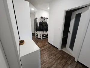 Pronájem bytu 2+kk, Ústí nad Labem - Ústí nad Labem-centrum, Velká Hradební, 54 m2