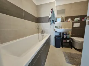 Pronájem bytu 2+kk, Ústí nad Labem - Ústí nad Labem-centrum, Velká Hradební, 54 m2