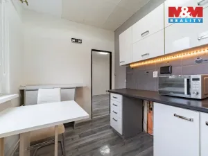 Prodej bytu 2+1, Habartov, Karla Čapka, 52 m2