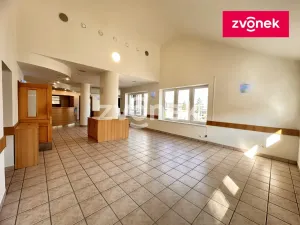 Pronájem restaurace, Zlín, Antonínova, 174 m2