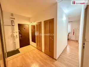 Pronájem bytu 2+1, Praha - Lhotka, Mirotická, 61 m2