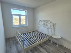 Pronájem bytu 3+kk, Milovice, Slepá, 51 m2