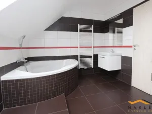 Pronájem bytu 3+kk, Dobronín, Nad Valchou, 65 m2