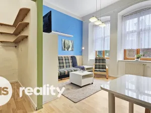 Pronájem bytu 1+kk, Opava - Město, Nákladní, 32 m2