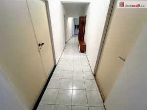 Pronájem obchodního prostoru, Uherské Hradiště - Mařatice, Jižní, 134 m2