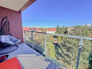 Pronájem bytu 2+kk, Praha - Modřany, K Vystrkovu, 68 m2