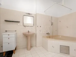 Pronájem bytu 4+kk, Praha - Nové Město, Kateřinská, 161 m2