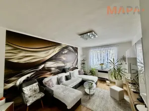 Prodej bytu 3+1, Louny, Husova, 90 m2