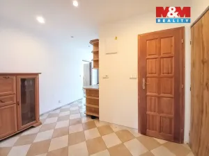 Prodej bytu 2+1, Bukovany, 48 m2