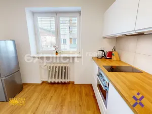 Pronájem bytu 1+1, Vsetín, Na Hrázi, 31 m2