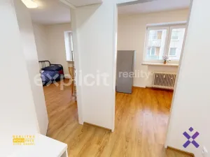Pronájem bytu 1+1, Vsetín, Na Hrázi, 31 m2