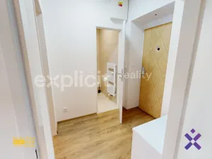 Pronájem bytu 1+1, Vsetín, Na Hrázi, 31 m2