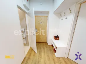 Pronájem bytu 1+1, Vsetín, Na Hrázi, 31 m2