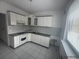 Pronájem bytu 2+1, Zlín - Kudlov, Žlutá, 57 m2