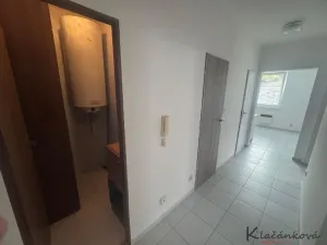 Pronájem bytu 2+1, Zlín - Kudlov, Žlutá, 57 m2